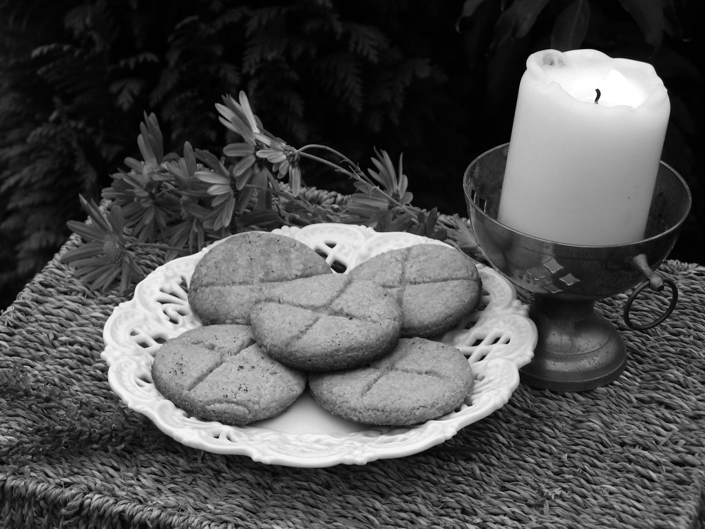 Eaternal Salvation: Souling and soul cakes